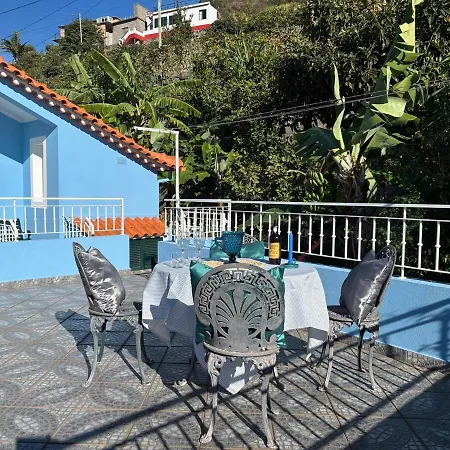 Sea & Mountain View In * Machico (Madeira)