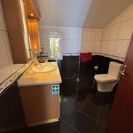 Sea & Mountain View In * Machico (Madeira)