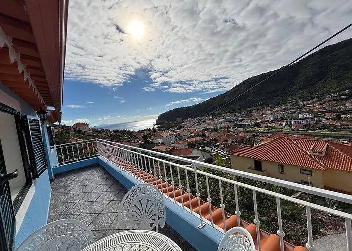 Sea & Mountain View In *