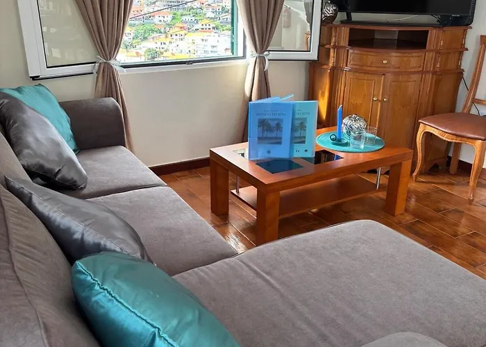 Sea & Mountain View In Machico (Madeira)