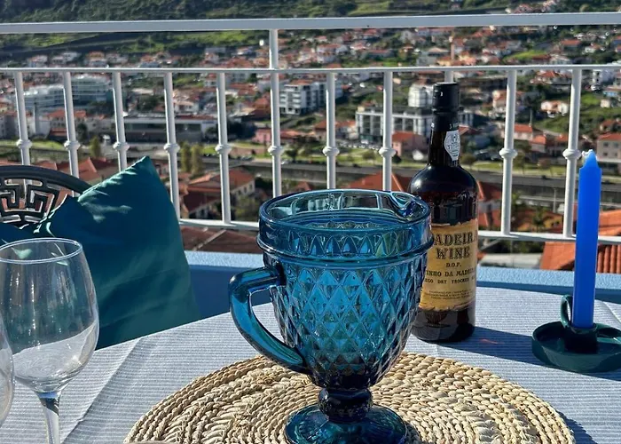 Appartement Sea & Mountain View In Machico (Madeira)