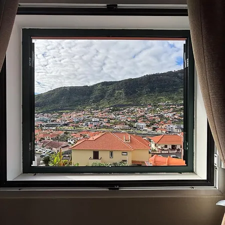 Sea & Mountain View In * Machico (Madeira)