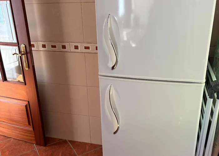 Sea & Mountain View In Machico (Madeira)